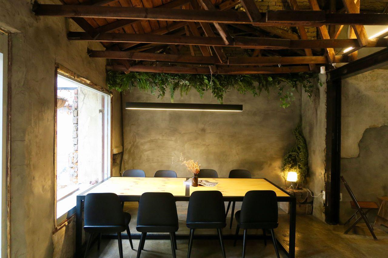 イテウォン、梨泰院、シンサ、新沙、韓国カフェ、ソウルカフェ、雰囲気の良いカフェ、独特な感性のカフェ、ブラウニー、韓国おしゃれカフェ